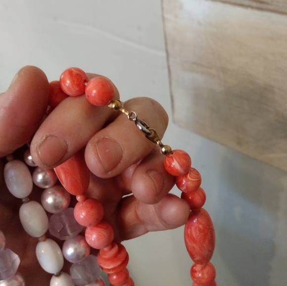 Lot of Three Vintage Necklaces - Picture 6 of 6